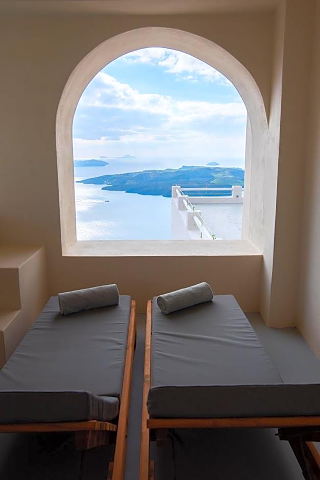 Caldera Cliff Illusion