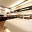 H  Hotel