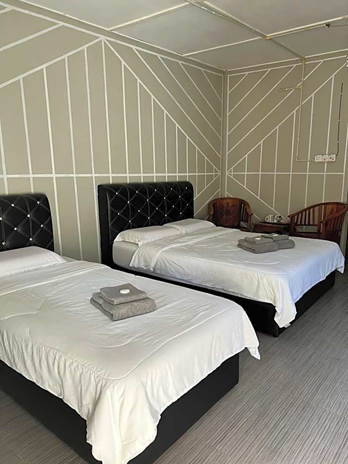 Julies Hostel Taman Negara