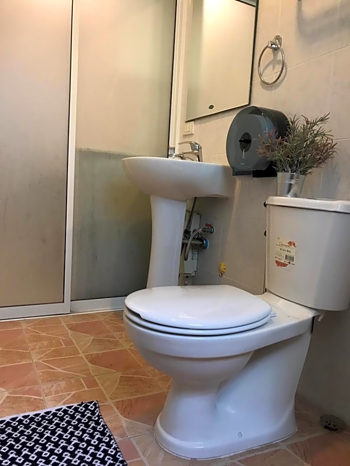 A title Guestel jomtien