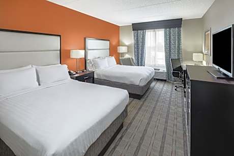 Standard Queen Room with Two Queen Beds