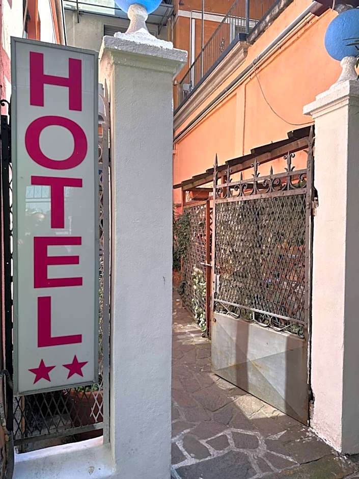 Hotel Mercurio