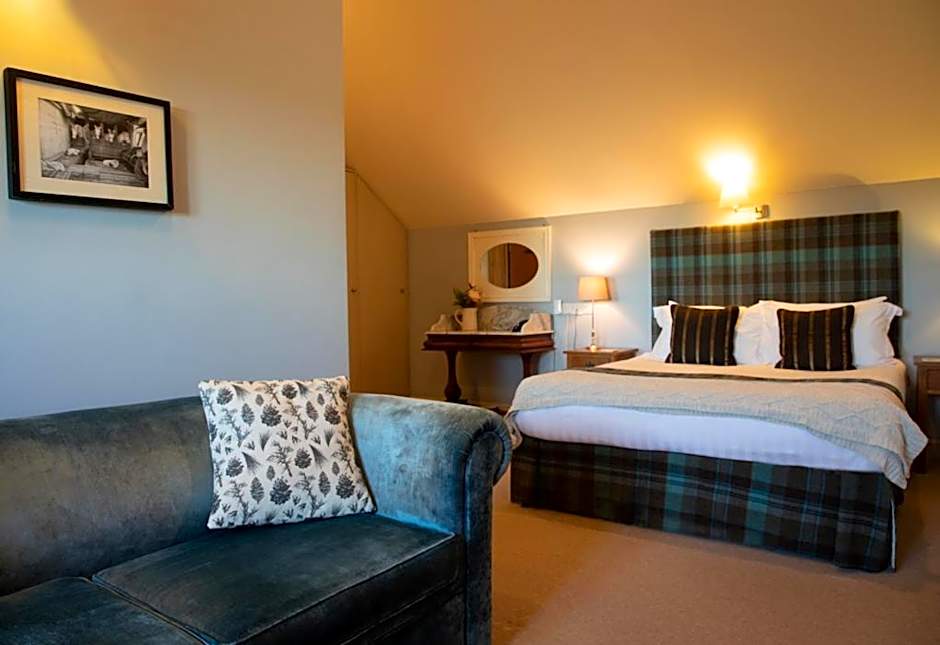 The Pheasant Public House & Hotel