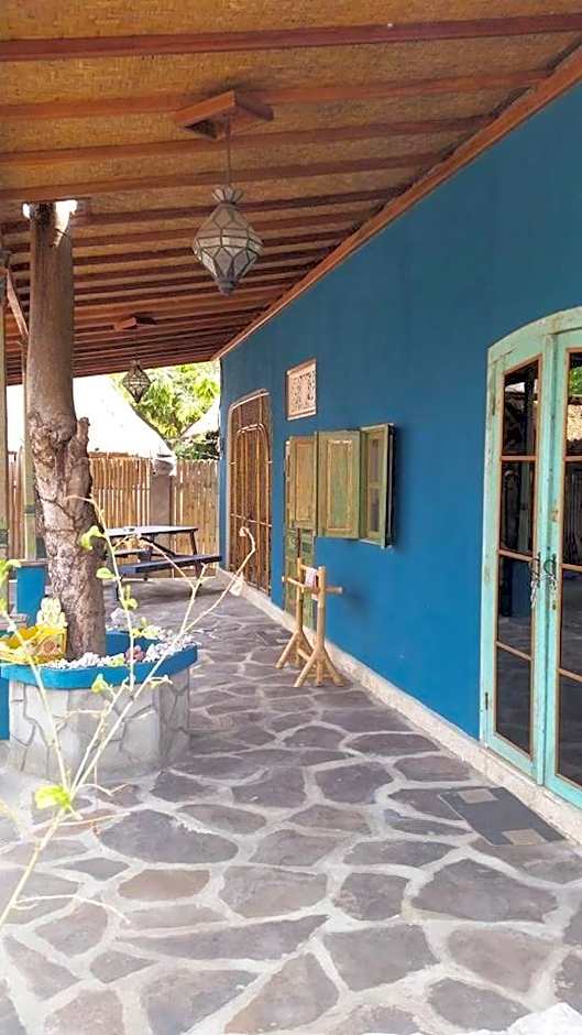 Elephant House and Bungalows Gili Air