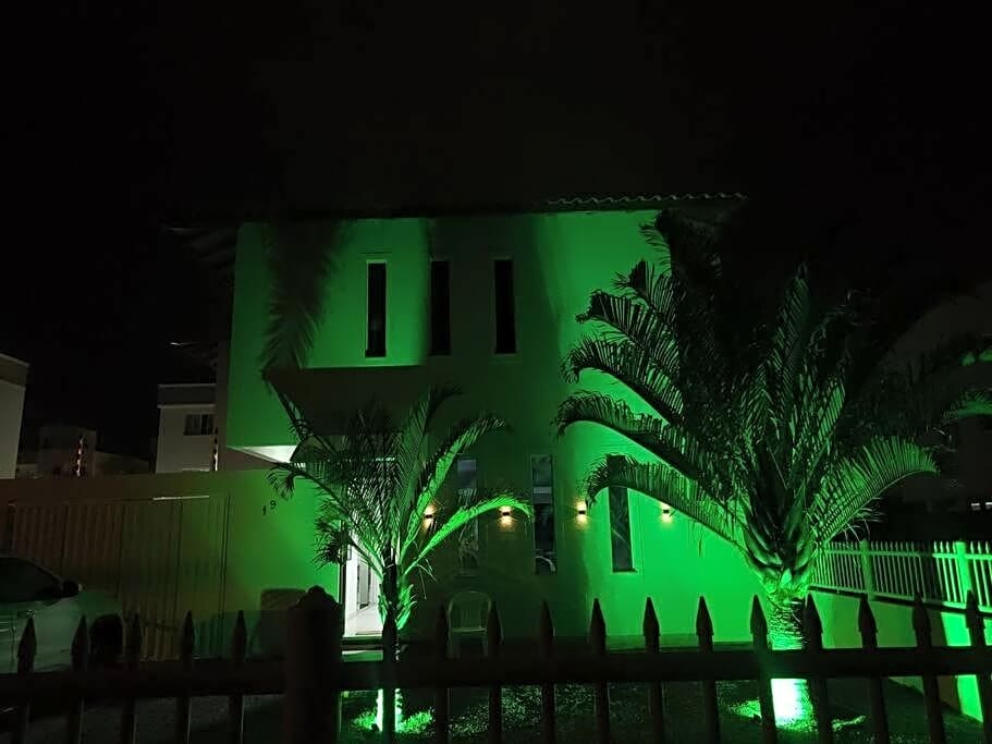 minhacasapraiapalmas istag 4 suítes 30 hosp a combinar