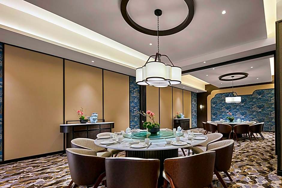 AC Hotel by Marriott poh