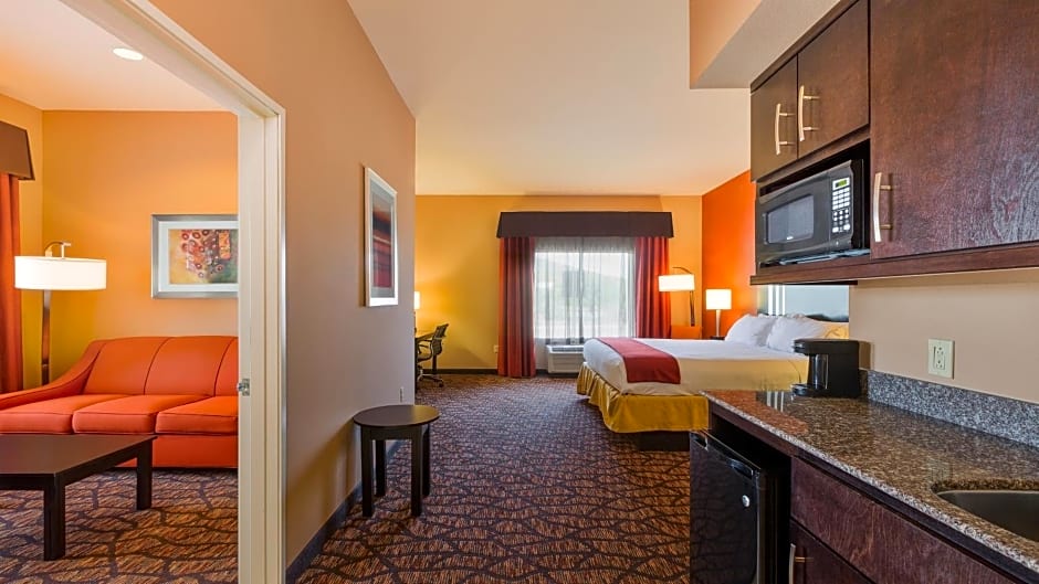 Holiday Inn Express and Suites Alpine By IHG