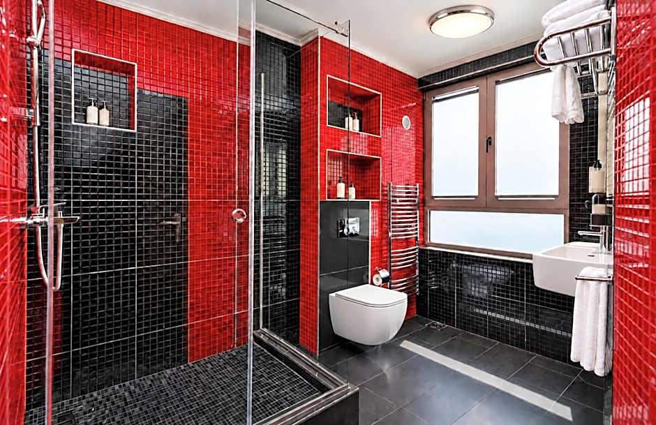 Prezident Hotel Novi Sad - Outdoor Pool & Spa
