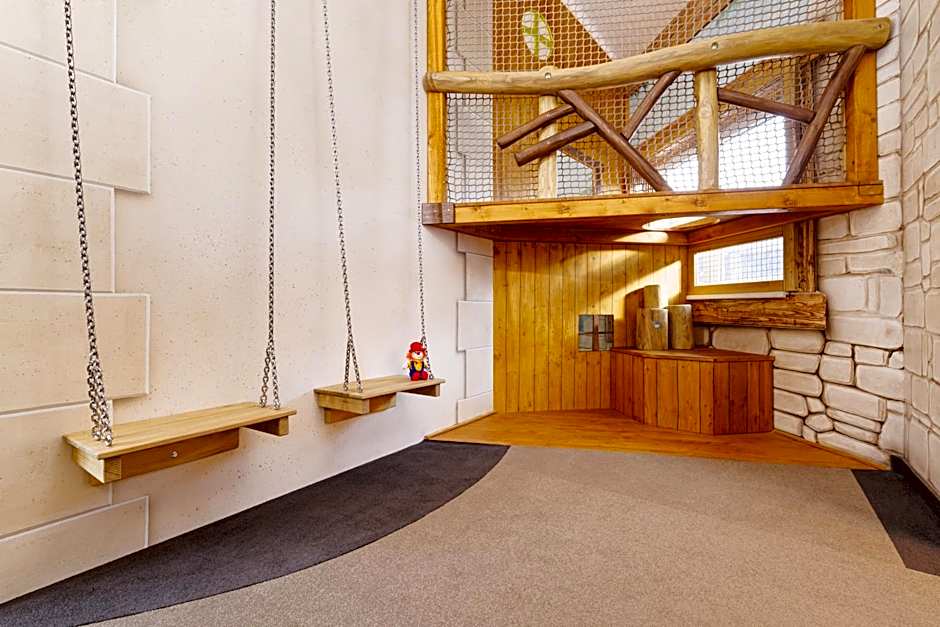 Familotel Kaiserhof - Families only