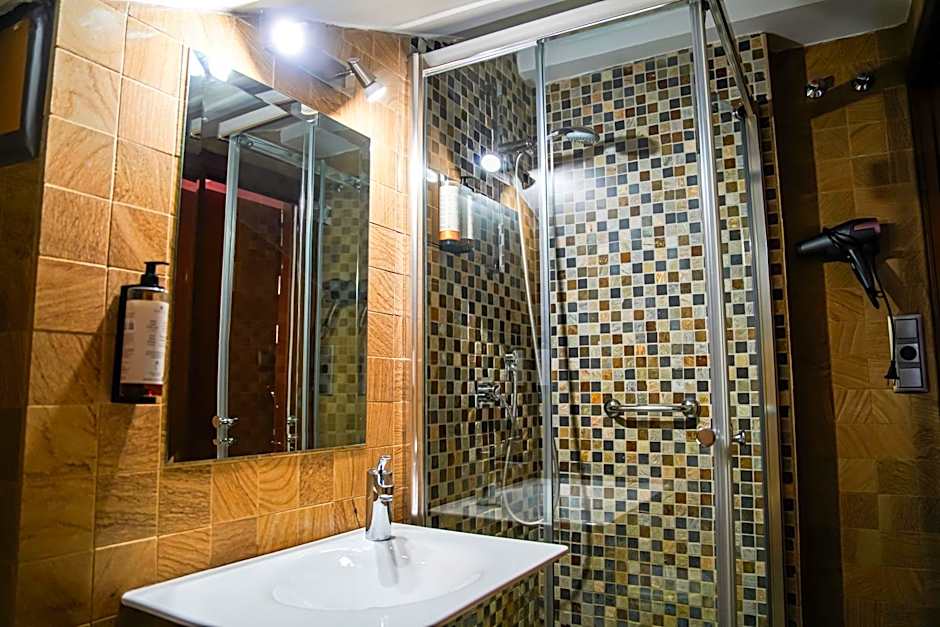 Hotel Baeza Monumental by eme hoteles