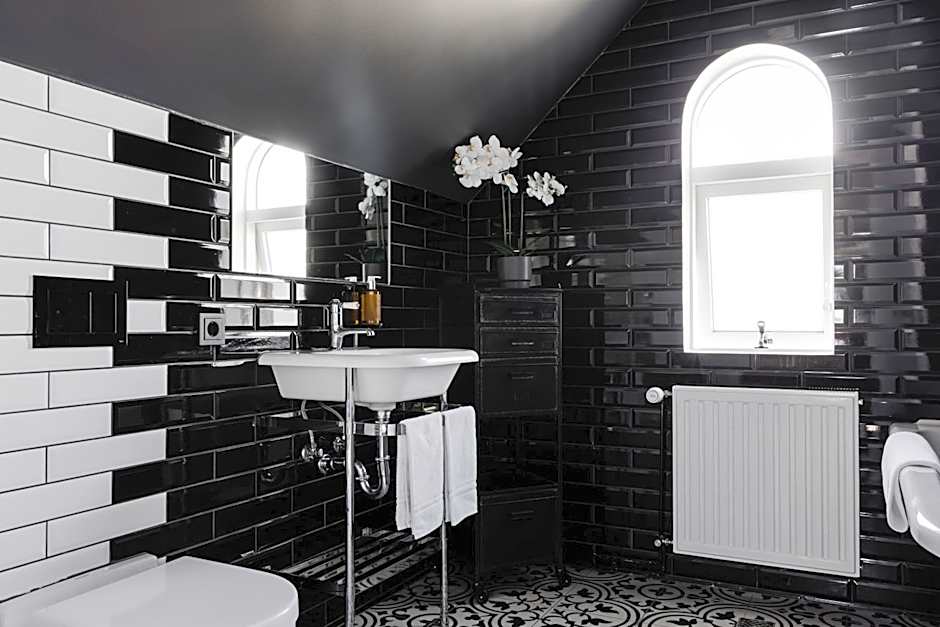 ODDSSON Downtown Hotel