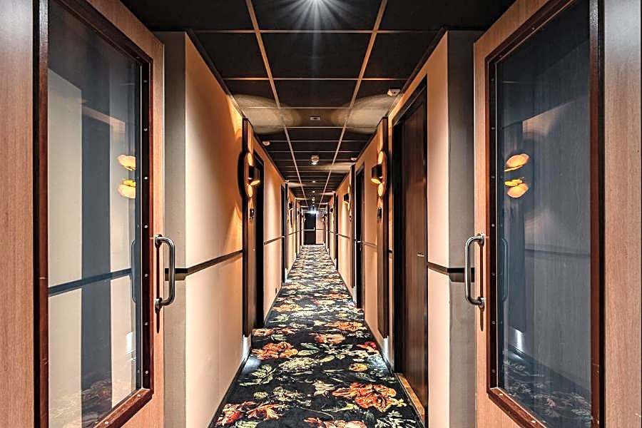 Martini Hotel