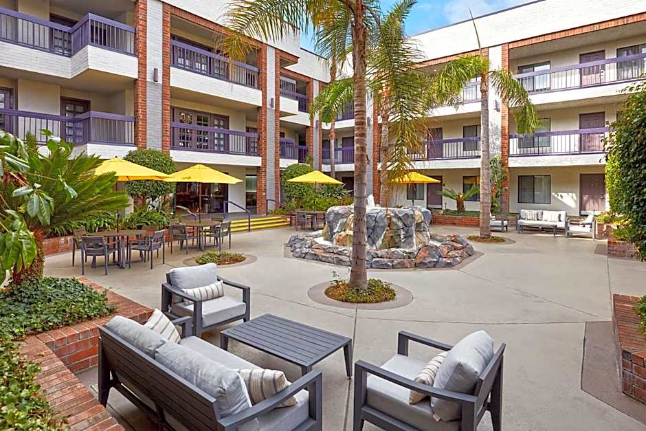 Best Western Plus Meridian Inn & Suites, Anaheim-Orange
