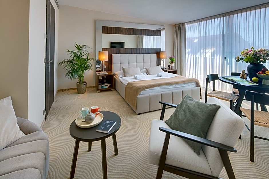 Wenceslas Hotel & Apartments