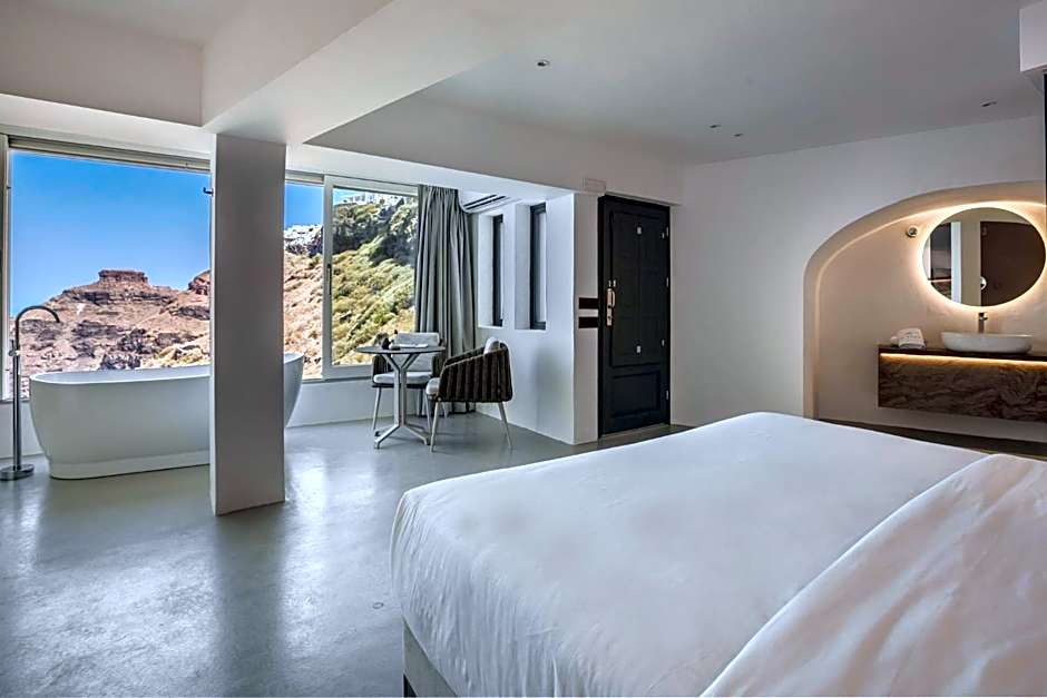 Sun Rocks Boutique Hotel - Caldera View Suites & Sunset Dining Experience