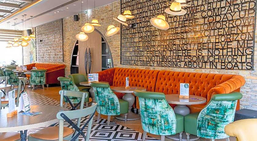 Premier Inn Dubai Barsha Heights