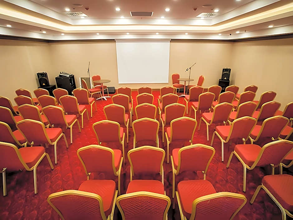 Grand Turkuaz Hotel