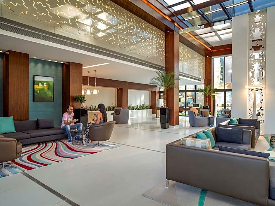 Burgu Arjaan by Rotana