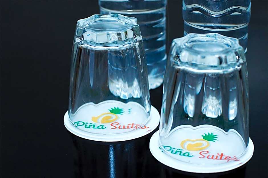 Piña Suites