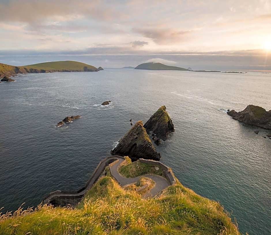 Dingle Benners Hotel