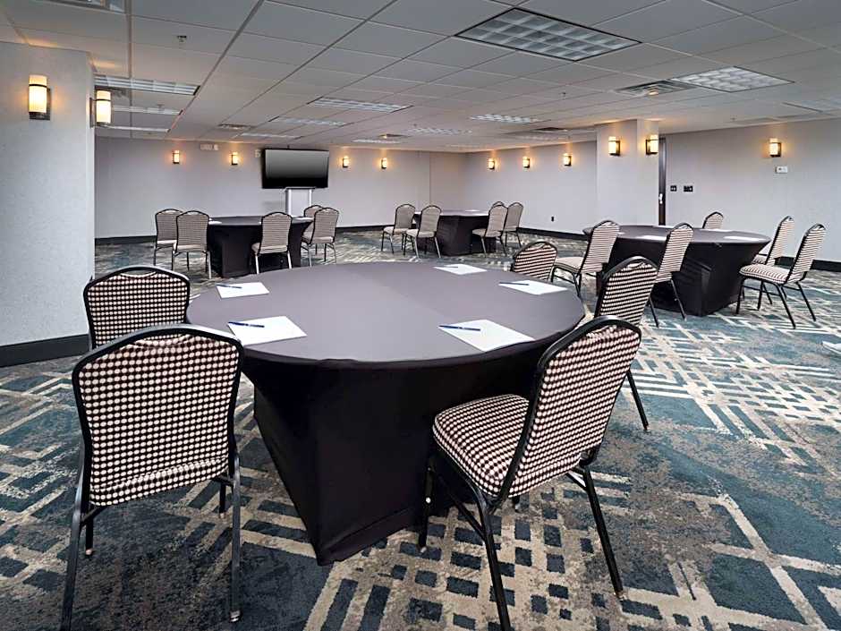 DoubleTree by Hilton Hotel Chattanooga Downtown