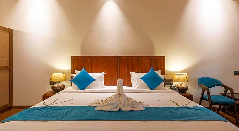 Shanthi Kunnj Riverside Exotica