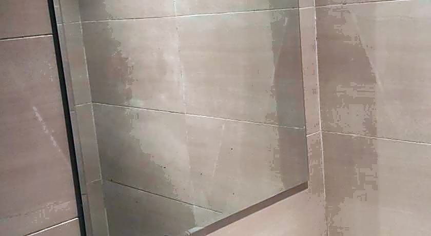 9 Square Hotel - Sri Kembangan