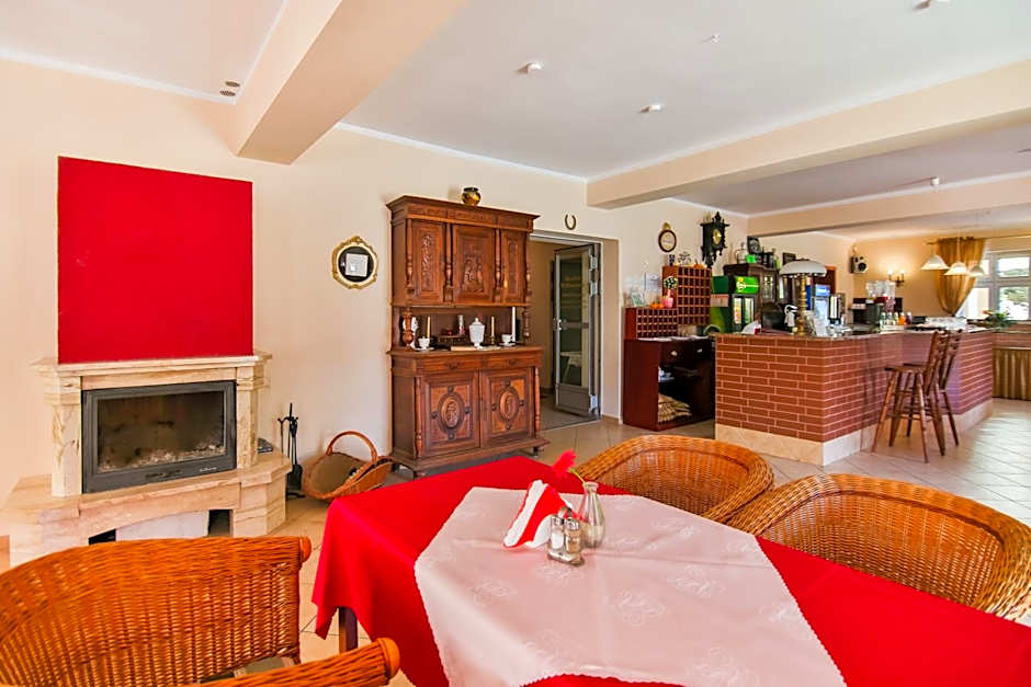 Villa Antares I & II