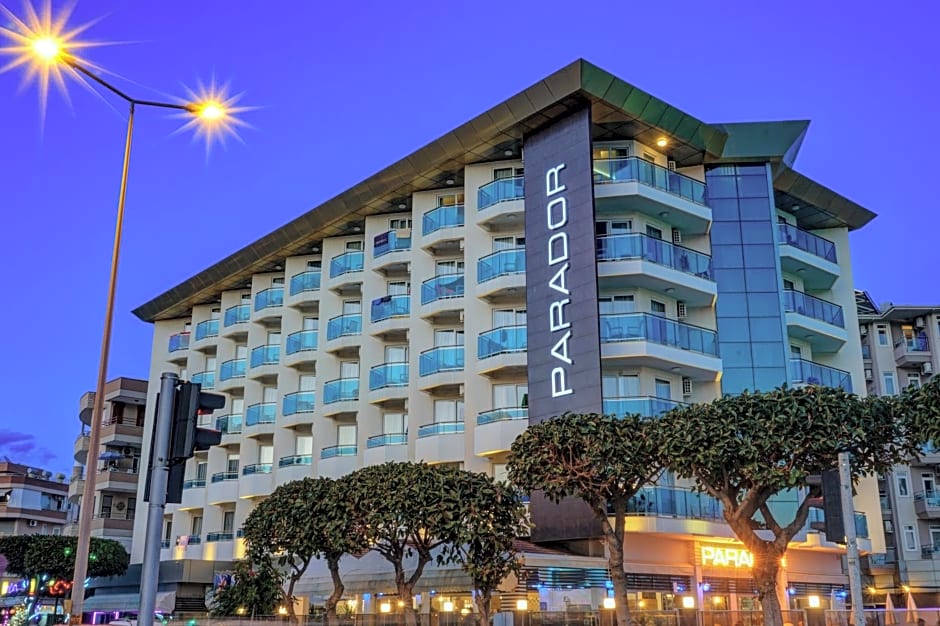 Parador Beach Hotel