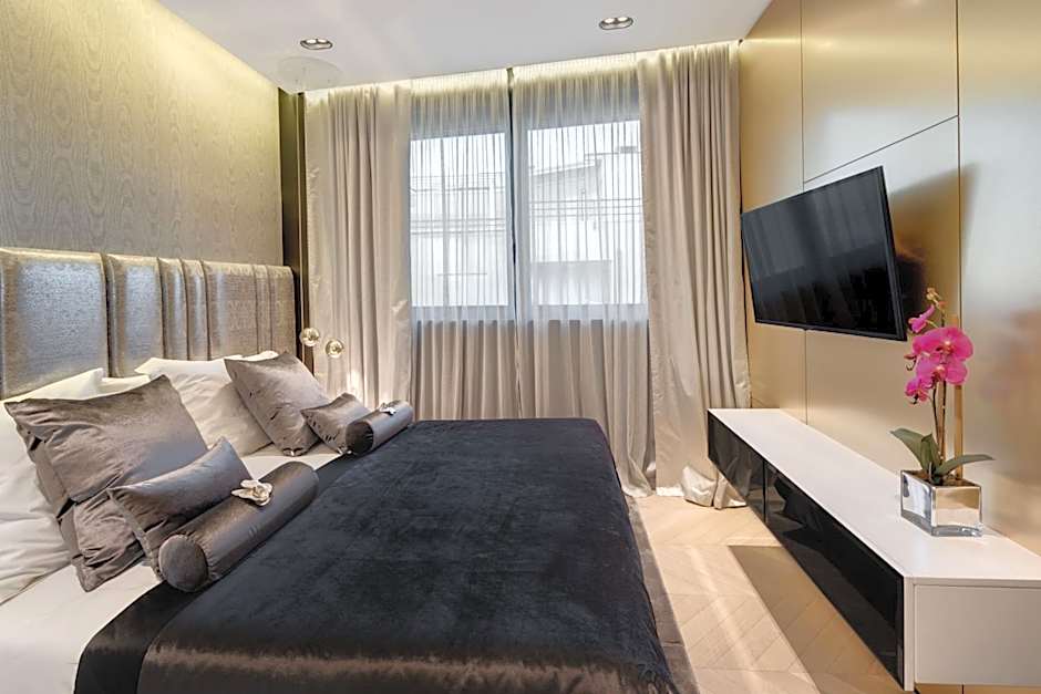 Posh Residence Luxury Suites