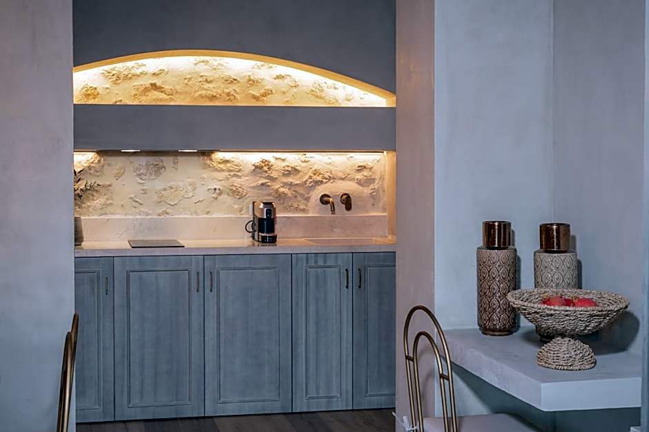 Inotropes Boutique Suites - Adults Only