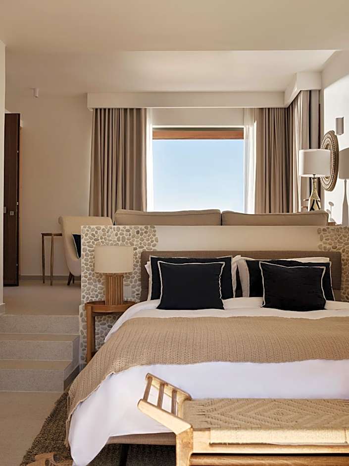 Angelina Boutique Escape
