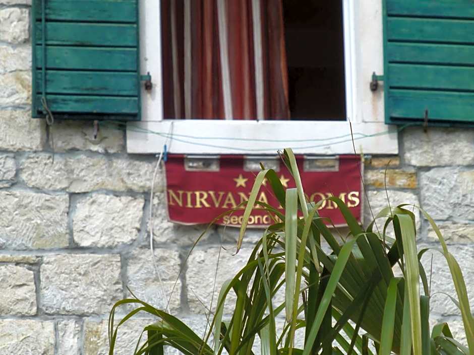 Nirvana Rooms & Apartments