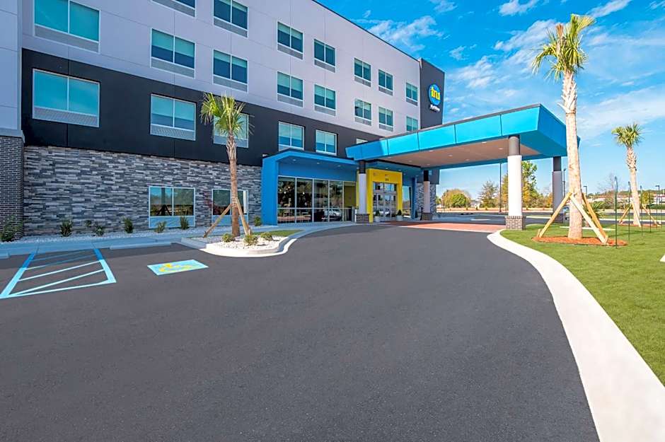 Tru by Hilton Santee