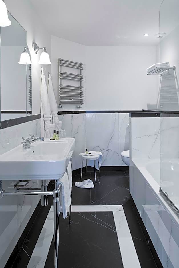 Hotel Saint Petersbourg Opera