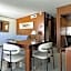 Goldstar Resort & Suites