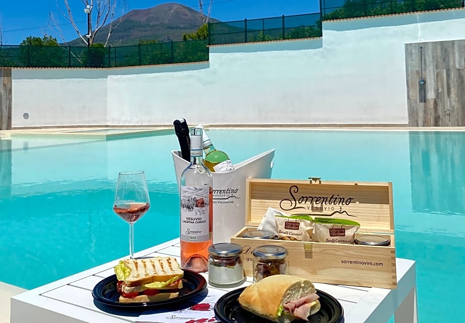 Vesuvio Inn Bed & Wine Experience