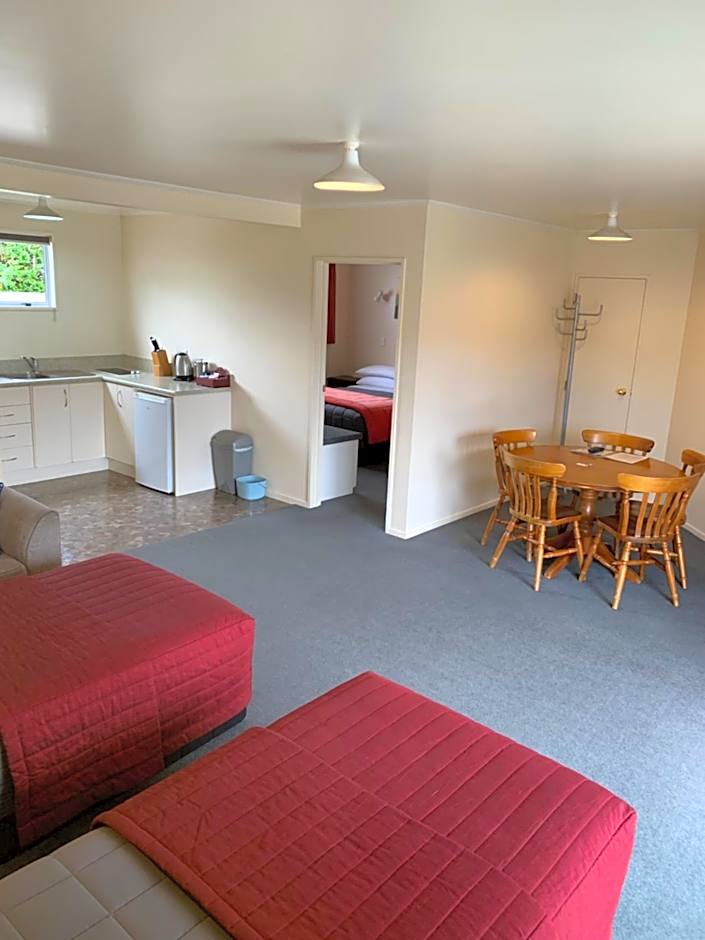 Amber Court Motel