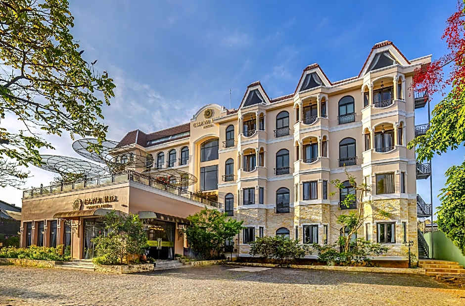 Guava Hill Boutique Hotel