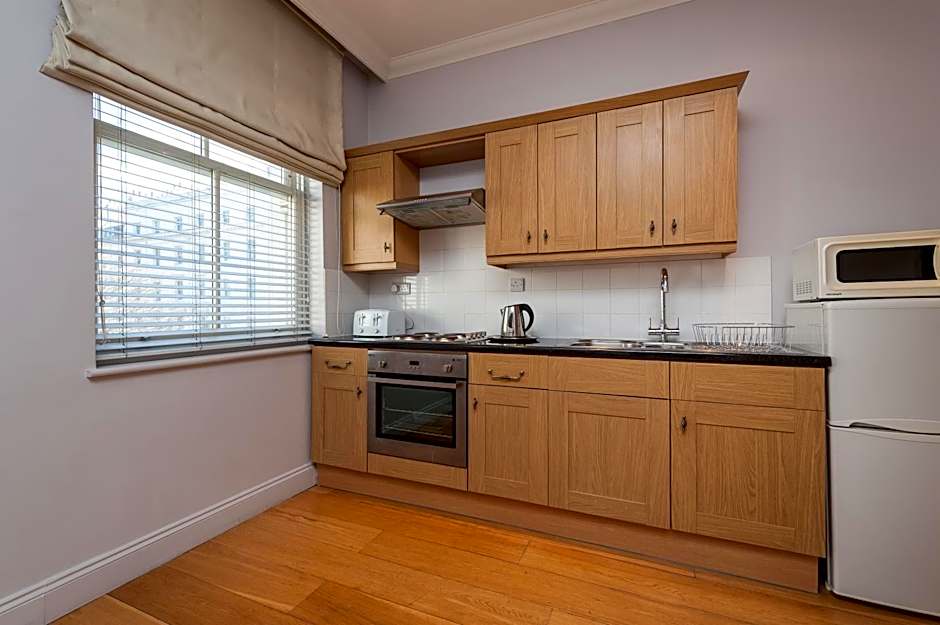 12 London Street Apartments