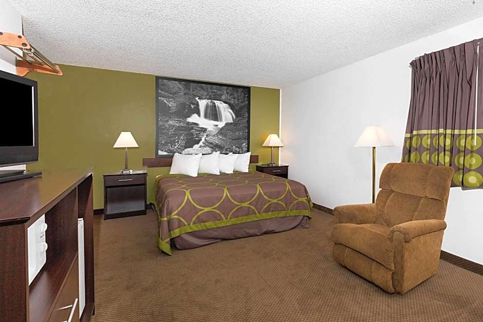 Super 8 by Wyndham Missoula/Brooks Street