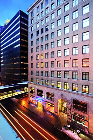 Hyatt Place Des Moines Downtown