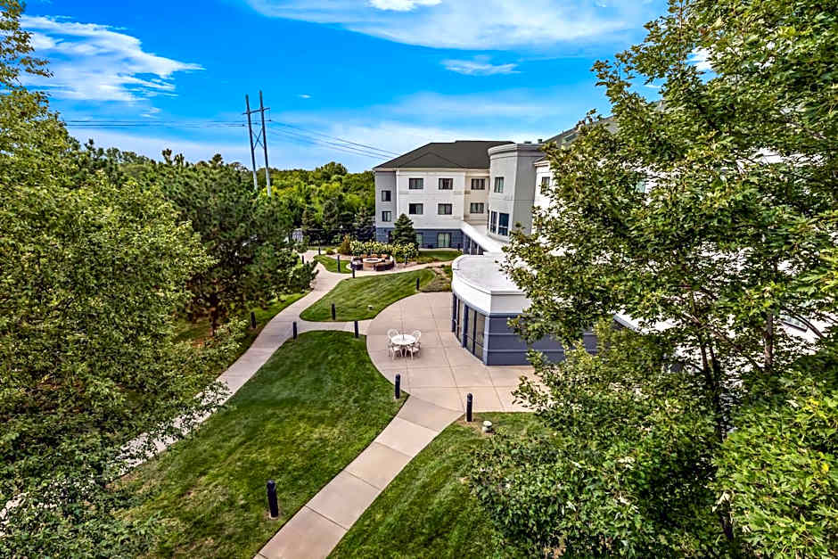 Sonesta Essential Junction City