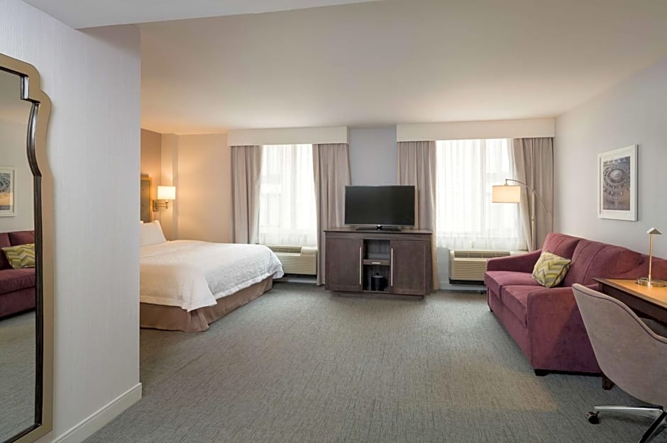 Hampton Inn By Hilton Manhattan - Times Square South - Newly Renovated
