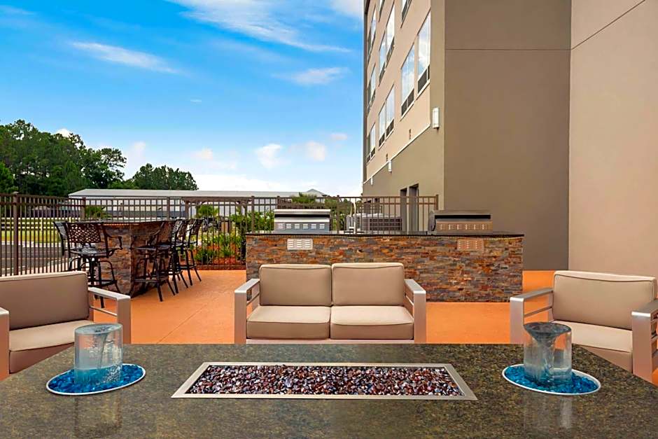 La Quinta Inn & Suites by Wyndham Brunswick/Golden Isles