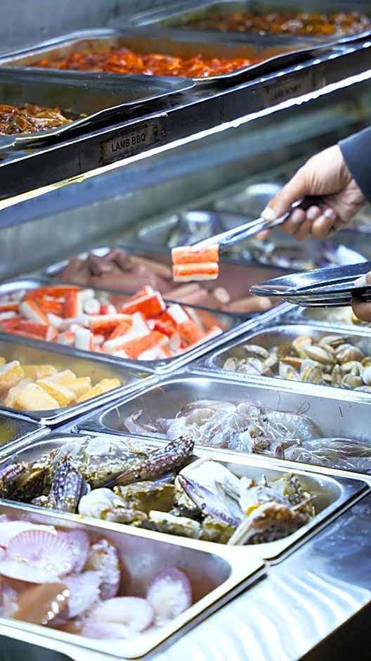 DreamScape Studio @ Golden Hill Cameron