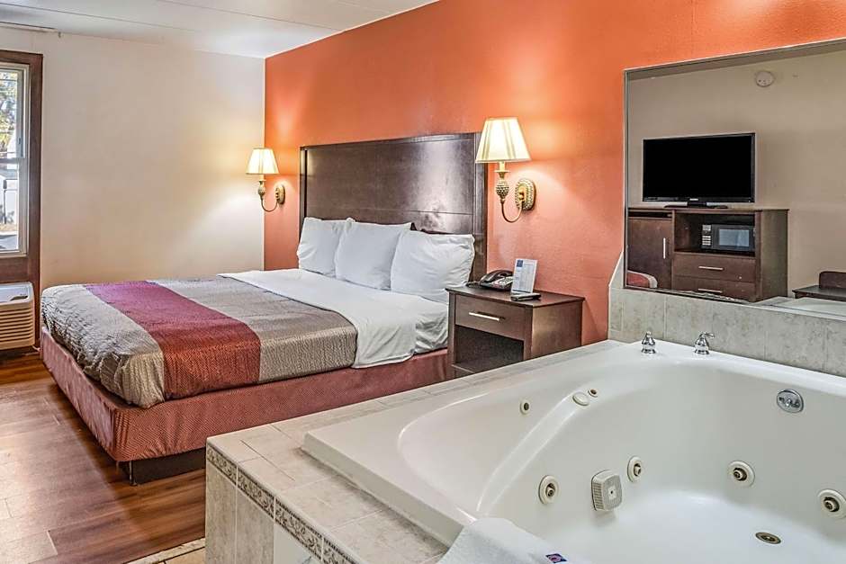 Motel 6-Levittown, PA - Bensalem