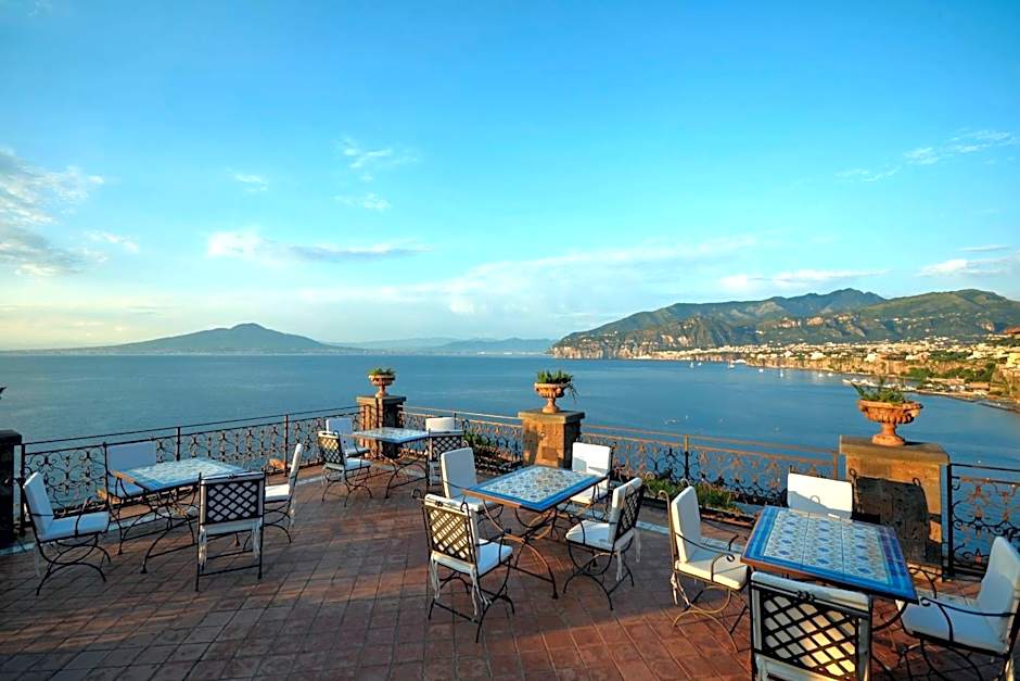 Photo 1 of 50 of Hotel La Tonnarella