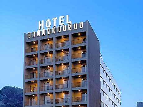 Hotel Reconquista