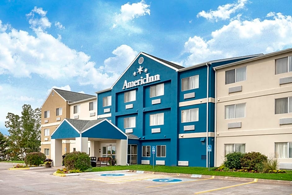 AmericInn by Wyndham Duluth